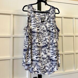 Torrid Island Print Challis Sleeveless Tank NWT Ivory & Blue Size 2